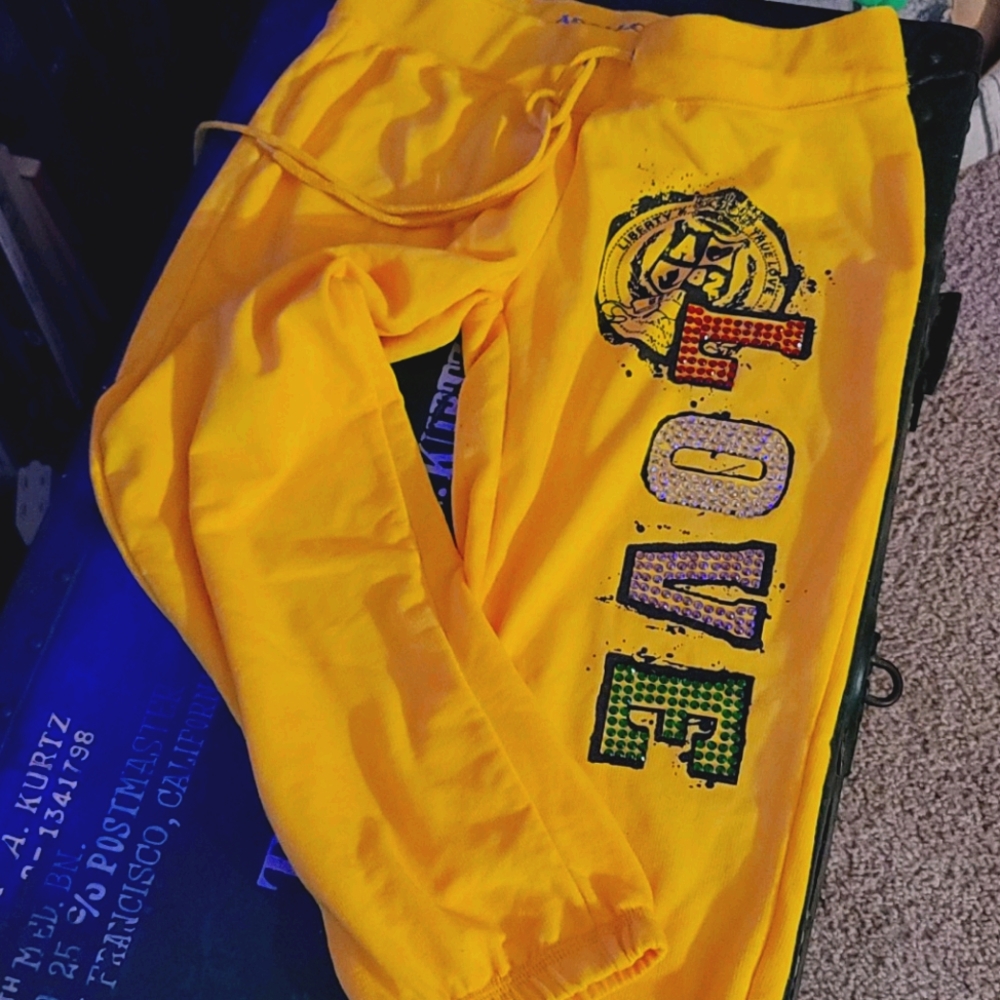 Sweatpants By Apppollo ๐